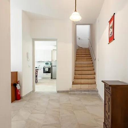 Guesthost - Casa Suentu * 무라베라