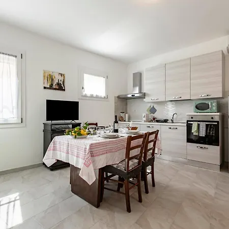 Guesthost - Casa Suentu *