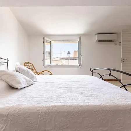 Διαμέρισμα Guesthost - Casa Suentu