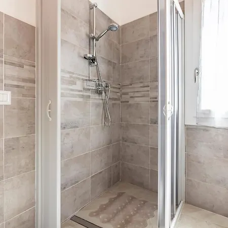 Guesthost - Casa Suentu Muravera